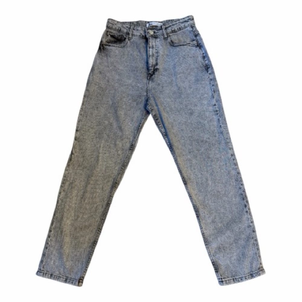 Zara Women’s Stonewashed Gray Jeans Straight Leg Size 6